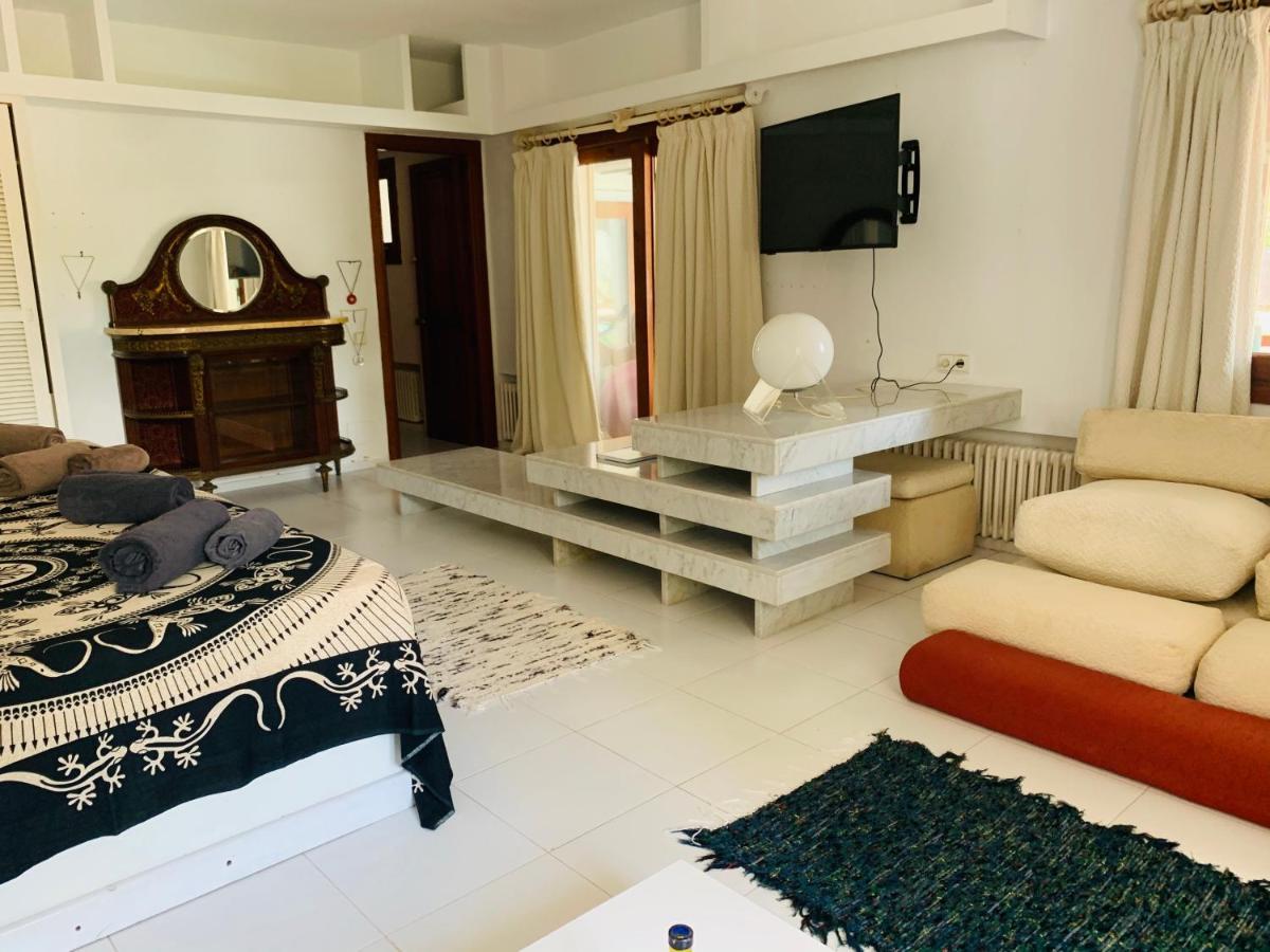 Ibiza Paradise Bed & Breakfast Santa Eularia des Riu Exterior photo